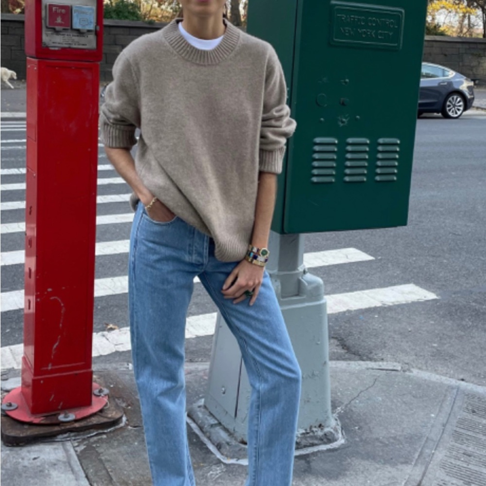 Ven Store Cashmere Sweater in Beige. Size Small, not worn with dust bag.